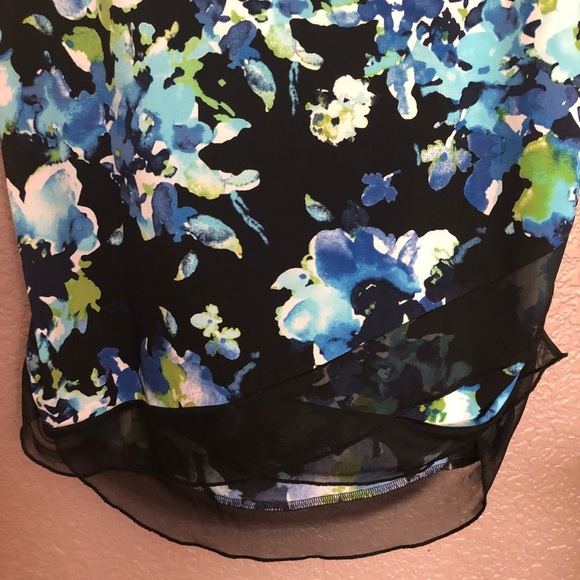 Summer Blouse - Picture 2 of 6